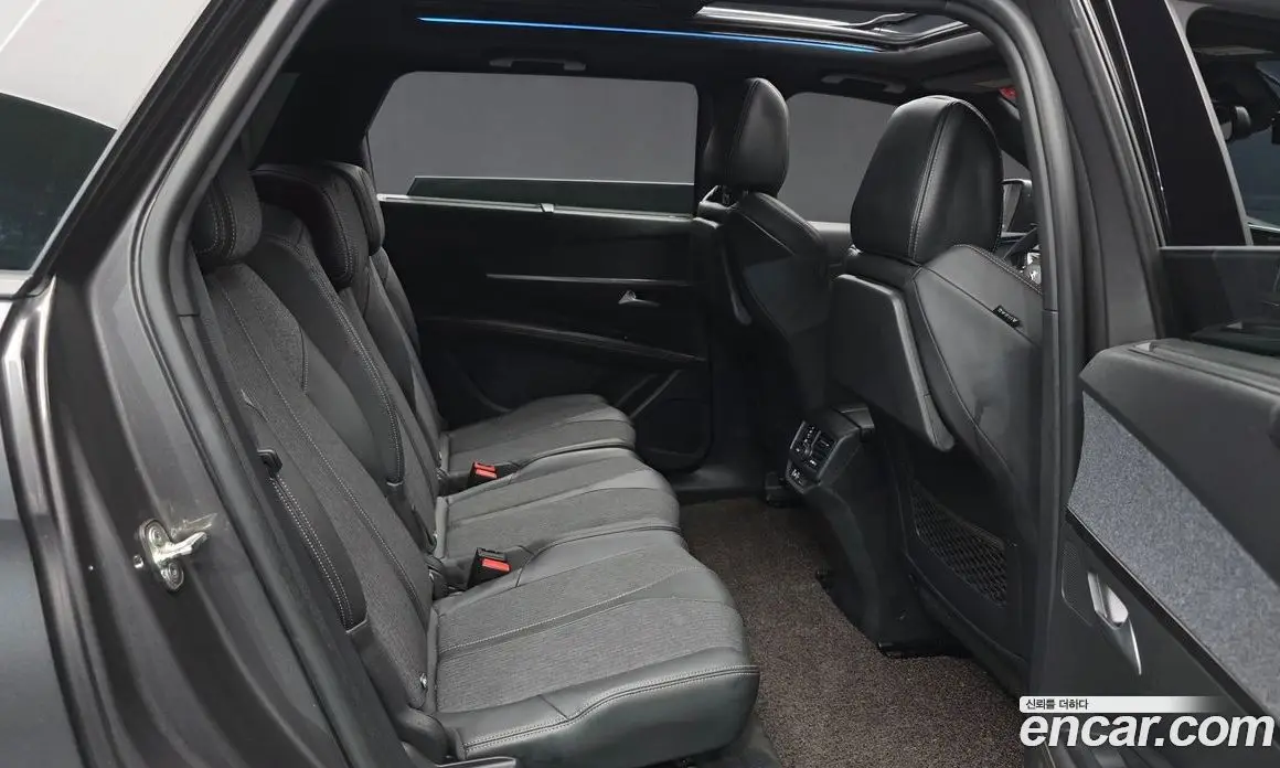Peugeot 5008 2019 1.5 автомат (гидро), фото 17