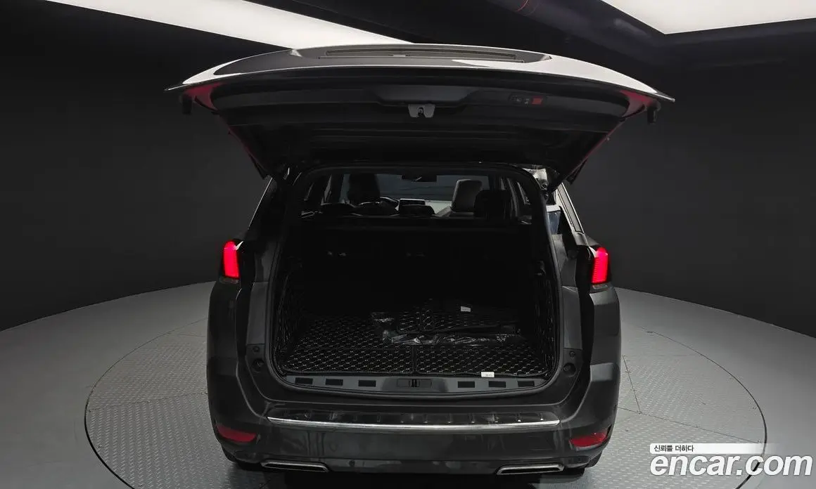 Peugeot 5008 2019 1.5 автомат (гидро), фото 26