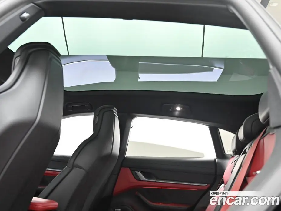 Porsche Taycan 2025 0.2 автомат (гидро), фото 19