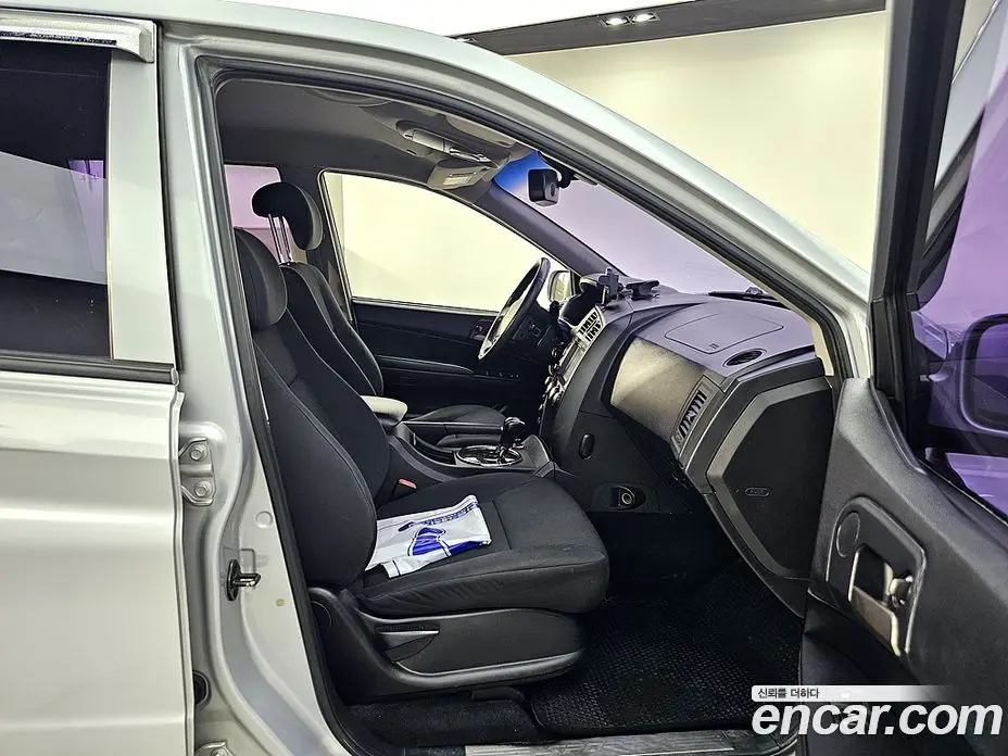 SsangYong Korando 2013 2.0 автомат (гидро), фото 11