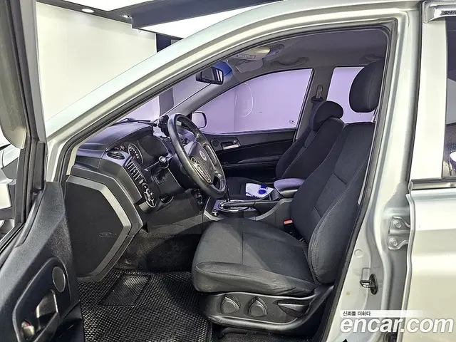 SsangYong Korando 2013 2.0 автомат (гидро), миниатюра 8