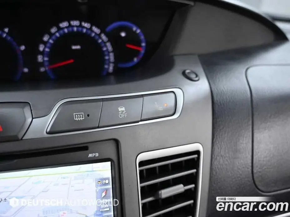 SsangYong Korando 2015 2.2 автомат (гидро), фото 17