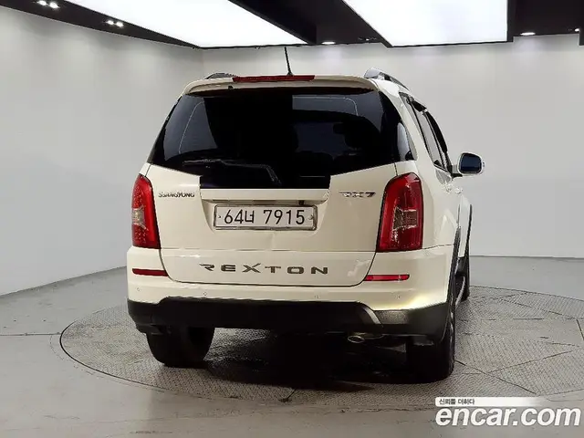 SsangYong Rexton 2012 2.0 автомат (гидро), миниатюра 3