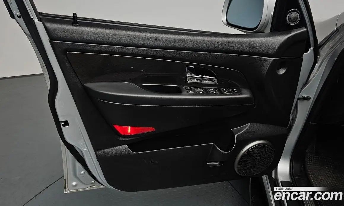 SsangYong Rexton 2015 2.0 автомат (гидро), фото 13