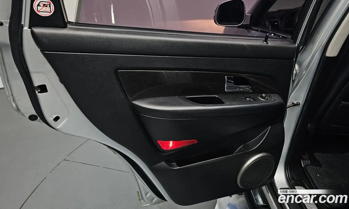 SsangYong Rexton 2015 2.0 автомат (гидро), фото 14