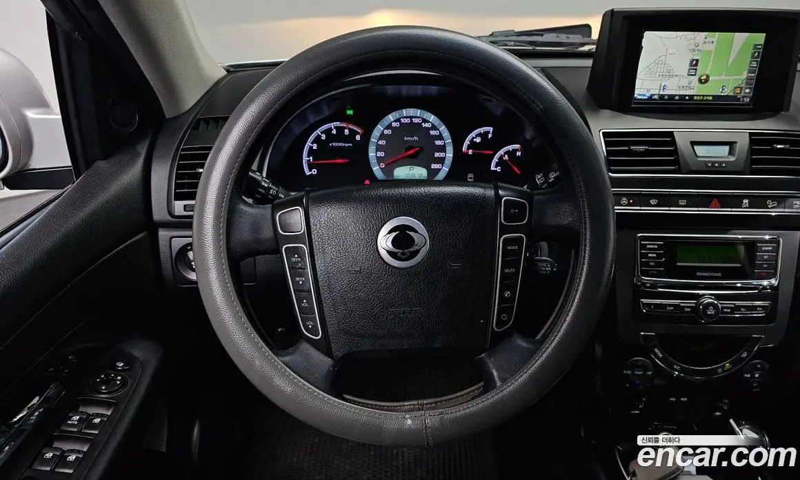 SsangYong Rexton 2015 2.0 автомат (гидро), фото 17