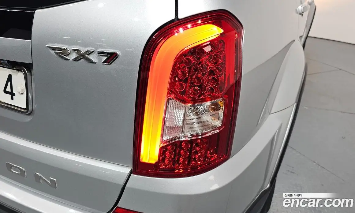 SsangYong Rexton 2015 2.0 автомат (гидро), фото 8