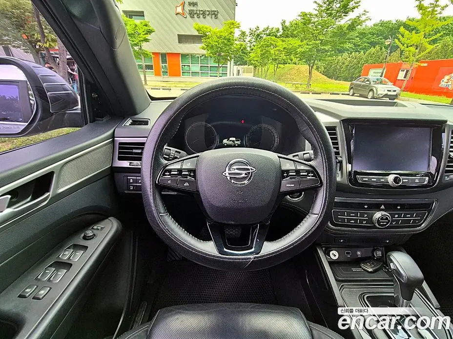 SsangYong Rexton 2021 2.2 автомат (гидро), фото 15