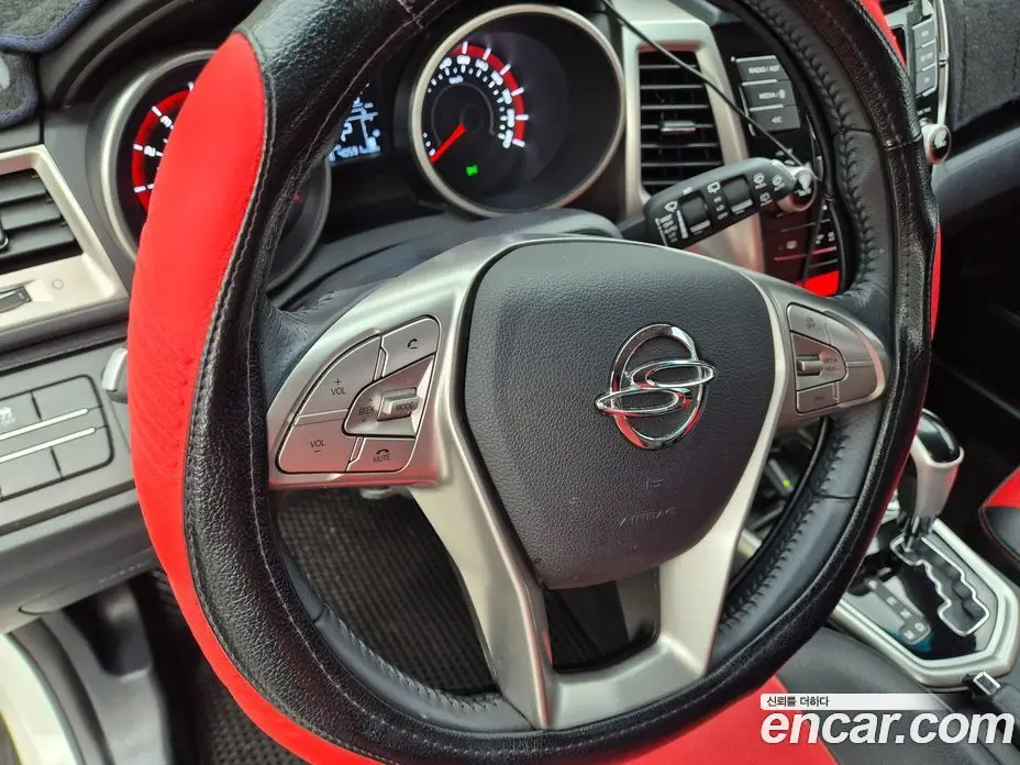 SsangYong TIBOLI 2015 1.6 автомат (гидро), фото 13