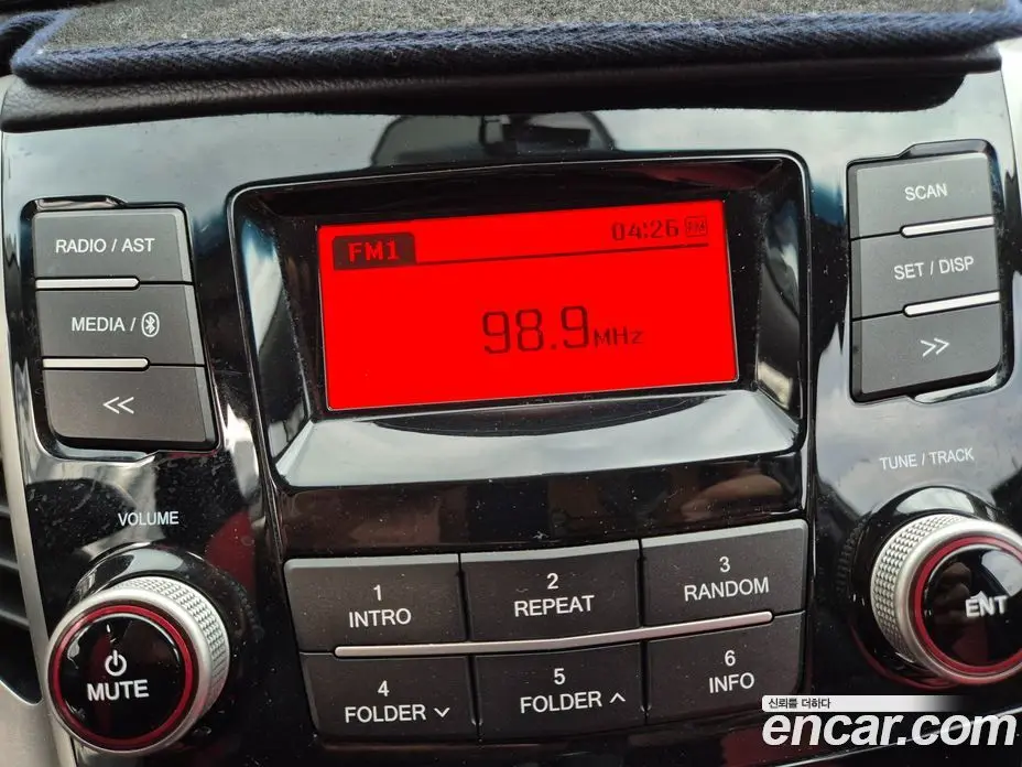 SsangYong TIBOLI 2015 1.6 автомат (гидро), фото 15