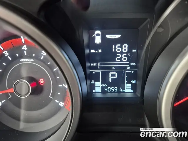 SsangYong TIBOLI 2015 1.6 автомат (гидро), миниатюра 7