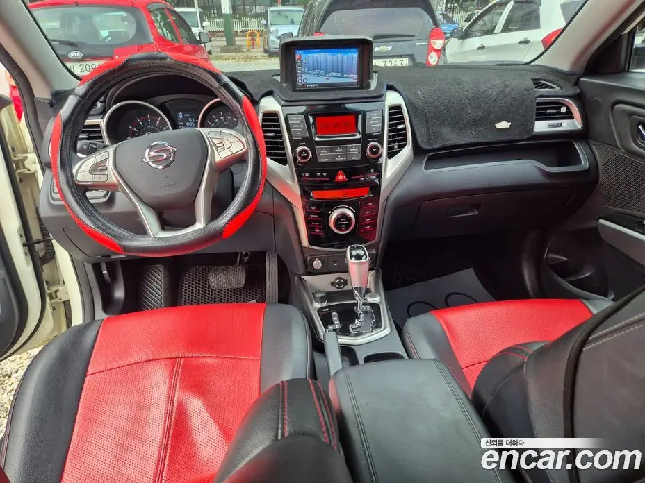 SsangYong TIBOLI 2015 1.6 автомат (гидро), фото 9