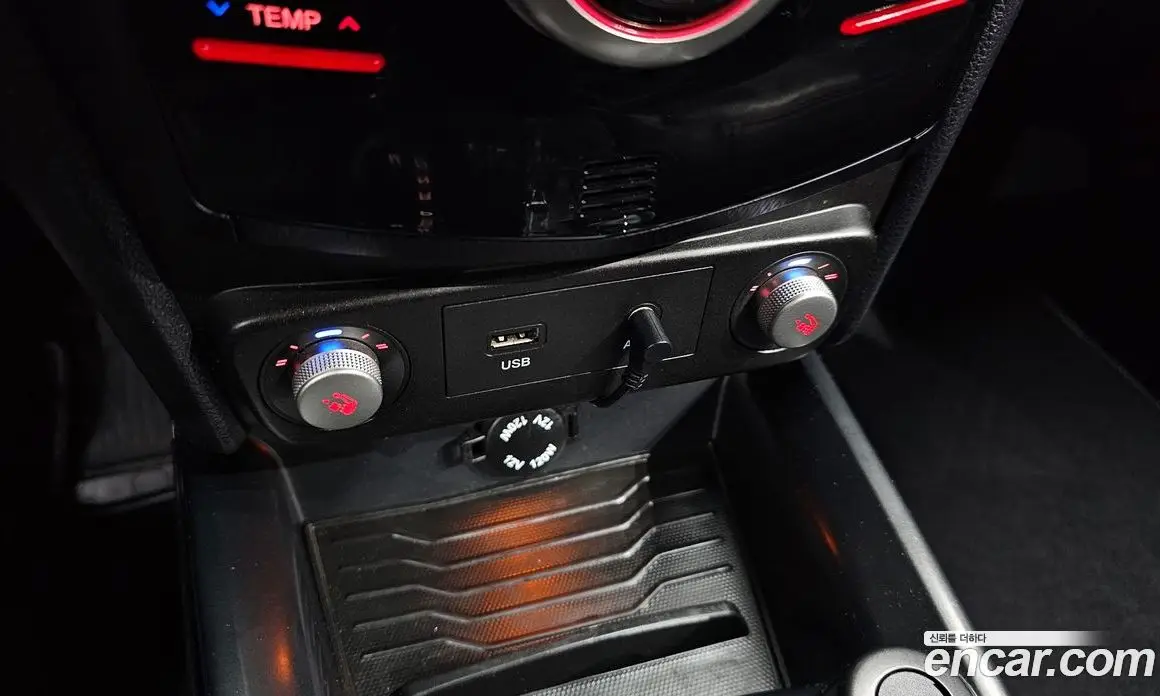 SsangYong TIBOLI 2017 1.6 автомат (гидро), фото 27