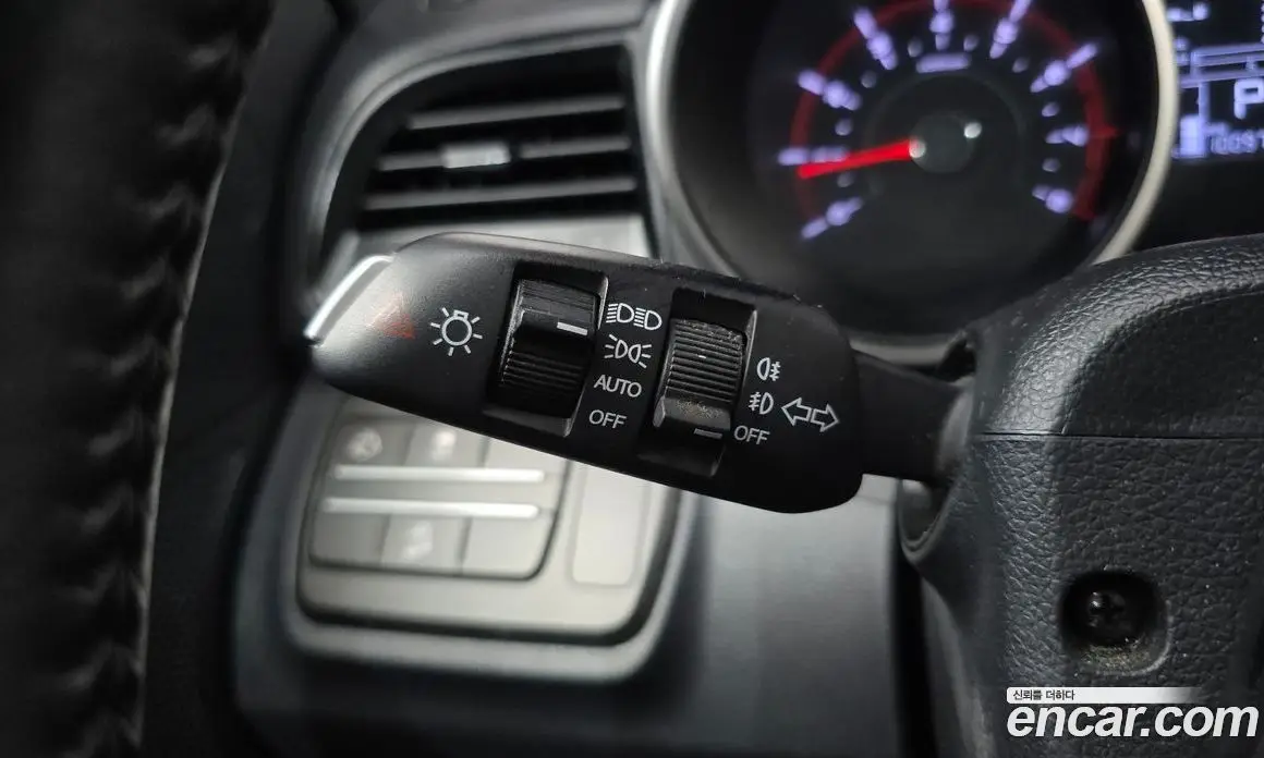 SsangYong TIBOLI 2019 1.6 автомат (гидро), фото 17
