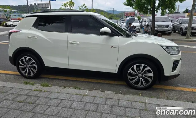 SsangYong TIBOLI 2021 1.5 автомат (гидро), миниатюра 7
