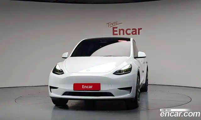Tesla Model Y 2023 0.2 автомат (гидро), миниатюра 2 Tesla Model Y 2023 0.2 автомат (гидро), миниатюра 2