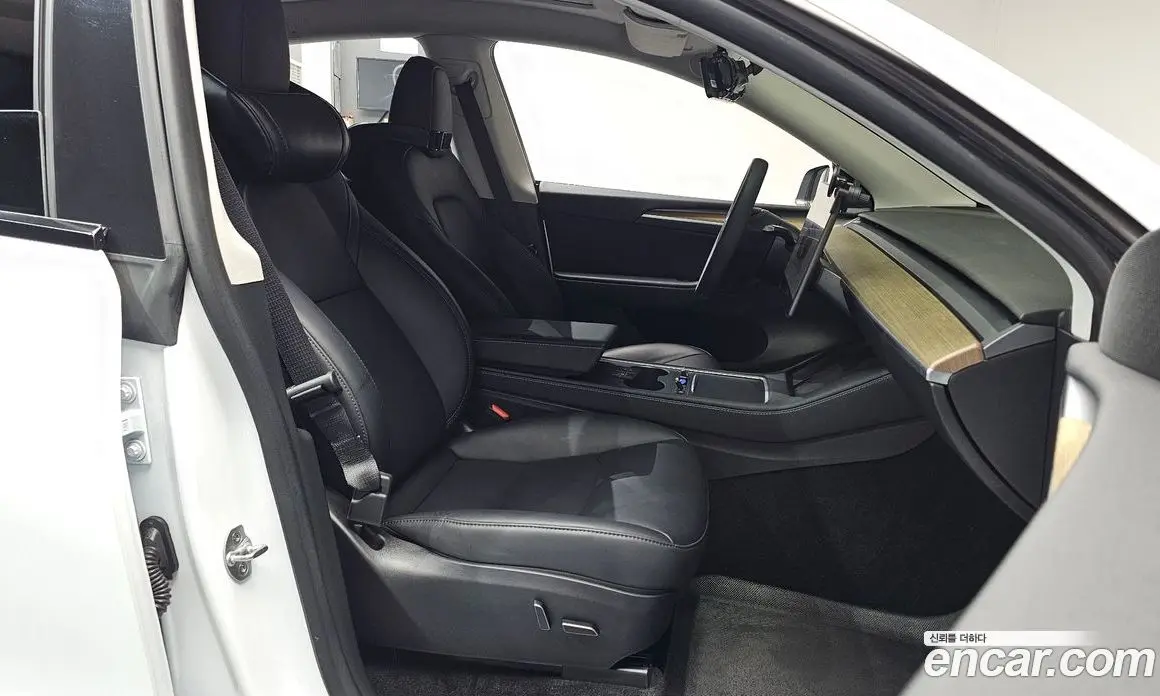 Tesla Model Y 2023 0.2 автомат (гидро), фото 15 Tesla Model Y 2023 0.2 автомат (гидро), фото 15