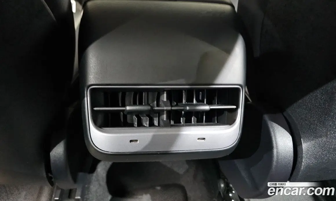 Tesla Model Y 2023 0.2 автомат (гидро), фото 30 Tesla Model Y 2023 0.2 автомат (гидро), фото 30