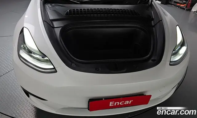 Tesla Model Y 2023 0.2 автомат (гидро), миниатюра 5 Tesla Model Y 2023 0.2 автомат (гидро), миниатюра 5