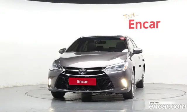 Toyota Camry 2017 2.5 автомат (гидро), миниатюра 3