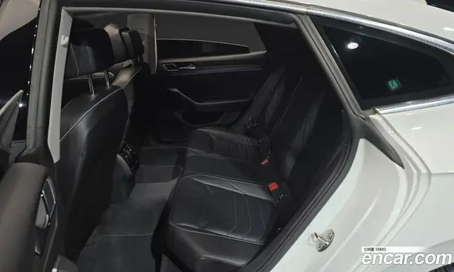 Volkswagen Arteon 2018 2.0 автомат (гидро), миниатюра 11