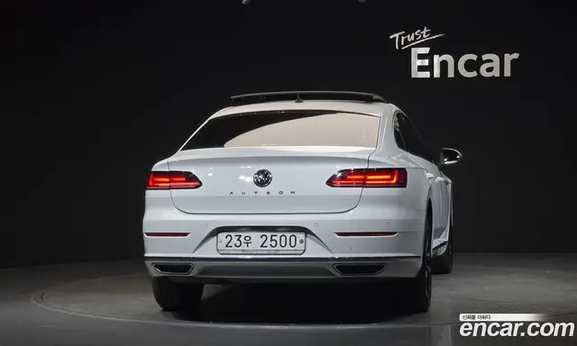 Volkswagen Arteon 2018 2.0 автомат (гидро), миниатюра 4