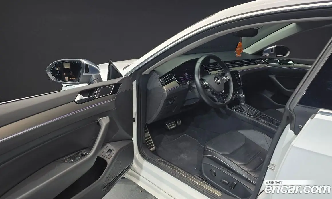 Volkswagen Arteon 2018 2.0 автомат (гидро), фото 10