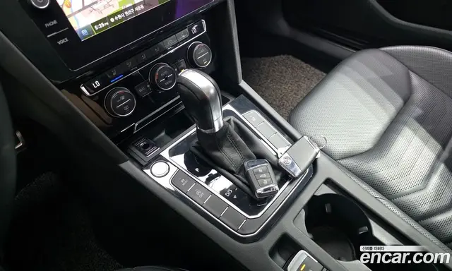 Volkswagen Arteon 2019 2.0 автомат (гидро), миниатюра 12