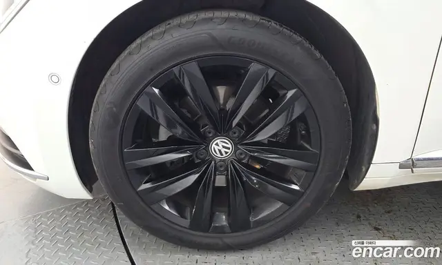 Volkswagen Arteon 2019 2.0 автомат (гидро), миниатюра 5