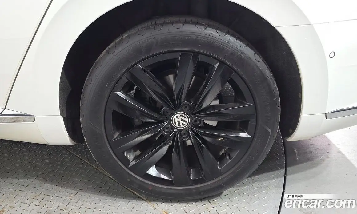 Volkswagen Arteon 2019 2.0 автомат (гидро), фото 7
