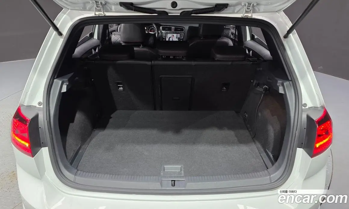 Volkswagen Golf 2015 2.0 автомат (гидро), фото 22