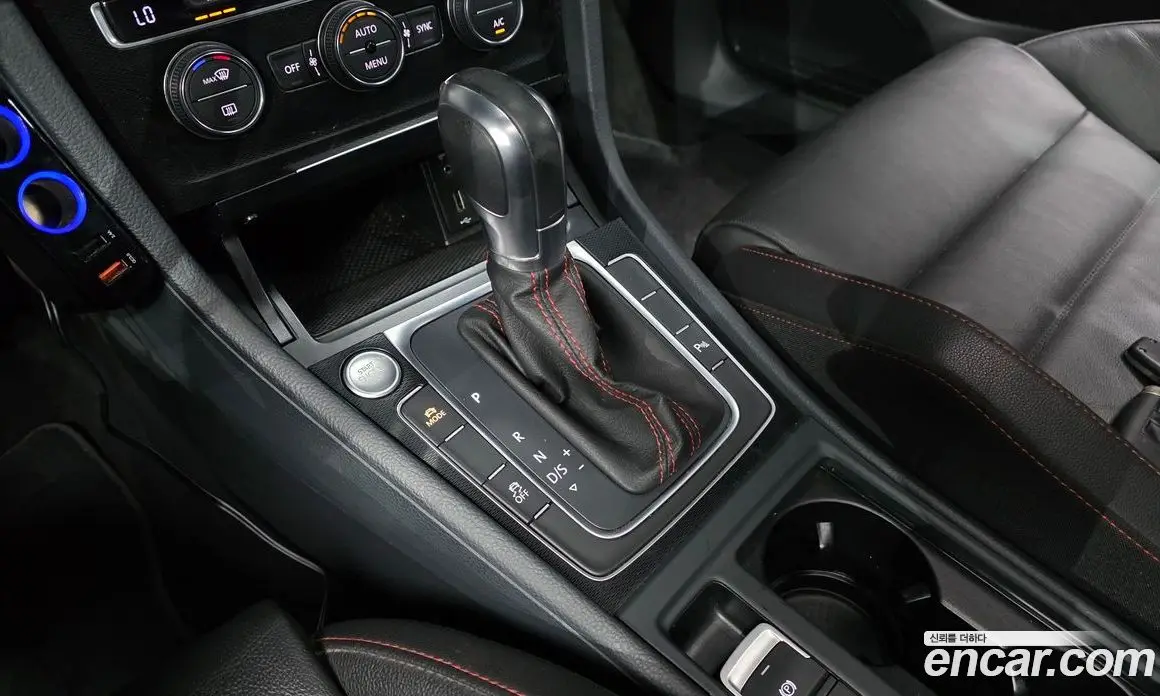 Volkswagen Golf 2015 2.0 автомат (гидро), фото 23