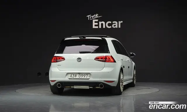 Volkswagen Golf 2015 2.0 автомат (гидро), миниатюра 4