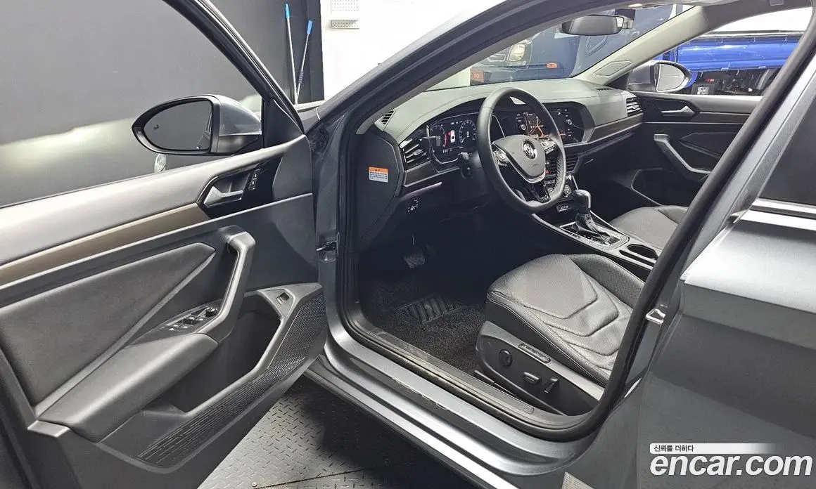Volkswagen Jetta 2021 1.4 автомат (гидро), фото 13