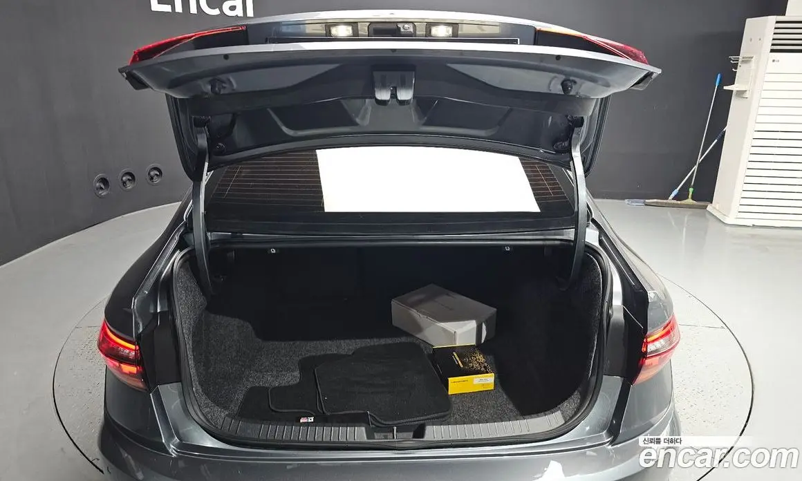 Volkswagen Jetta 2021 1.4 автомат (гидро), фото 26