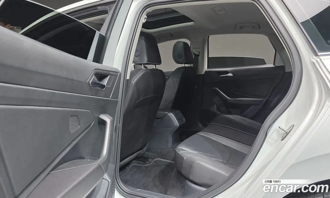 Volkswagen Jetta 2023 1.5 автомат (гидро), фото 30