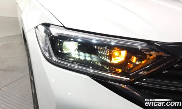 Volkswagen Jetta 2023 1.5 автомат (гидро), миниатюра 8