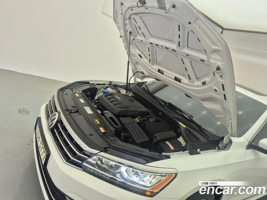 Volkswagen Passat 2018 2.0 автомат (гидро), фото 6