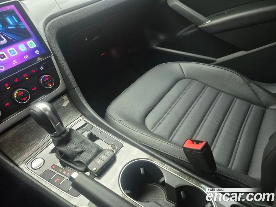 Volkswagen Passat 2018 2.0 автомат (гидро), фото 9