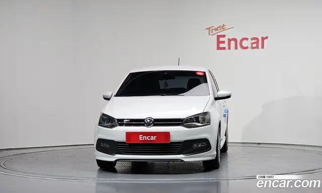 Volkswagen Polo 2014 1.6 автомат (гидро), миниатюра 3