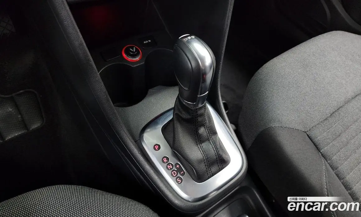 Volkswagen Polo 2014 1.6 автомат (гидро), фото 9