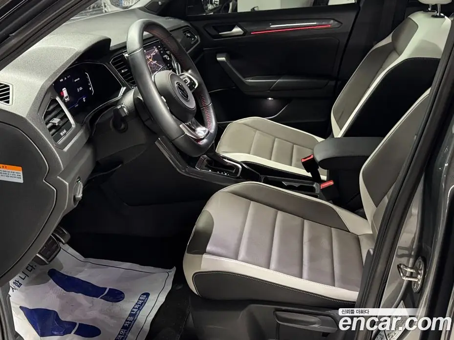 Volkswagen T-Roc 2022 2.0 автомат (гидро), фото 13