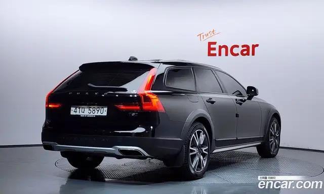 Volvo V90 2018 2.0 автомат (гидро), миниатюра 2