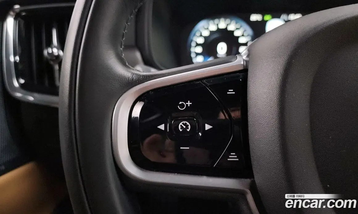 Volvo V90 2018 2.0 автомат (гидро), фото 21