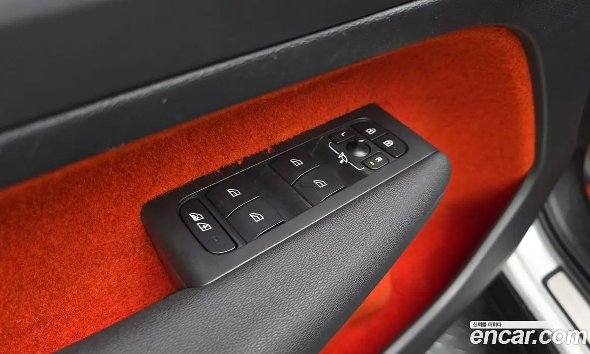 Volvo XC40 2020 2.0 автомат (гидро), фото 31