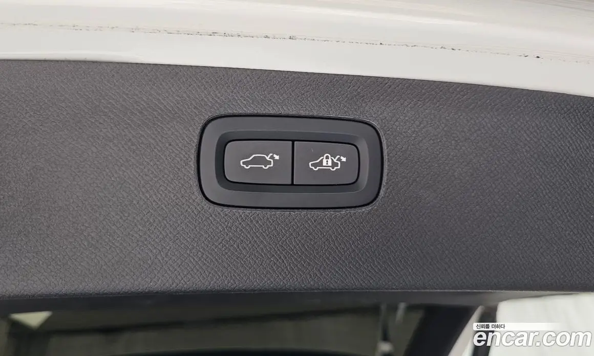Volvo XC90 2023 2.0 автомат (гидро), фото 33