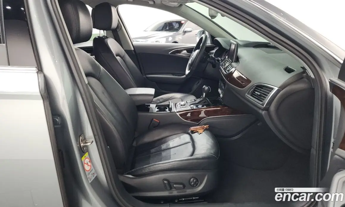 Audi A6 2012 2.0 автомат (гидро), фото 11