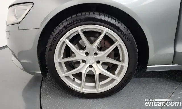 Audi A6 2012 2.0 автомат (гидро), миниатюра 5