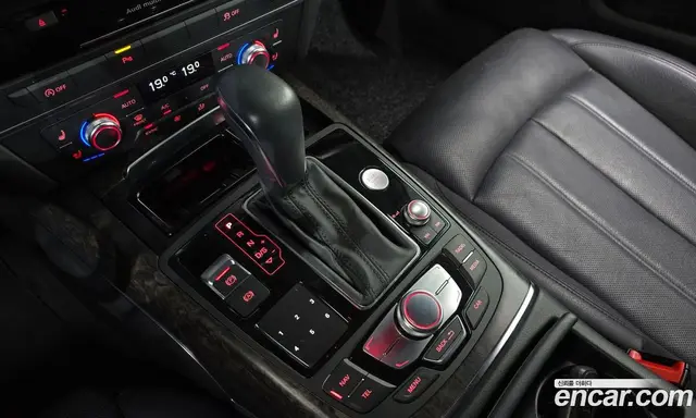 Audi A6 2018 2.0 автомат (гидро), миниатюра 12