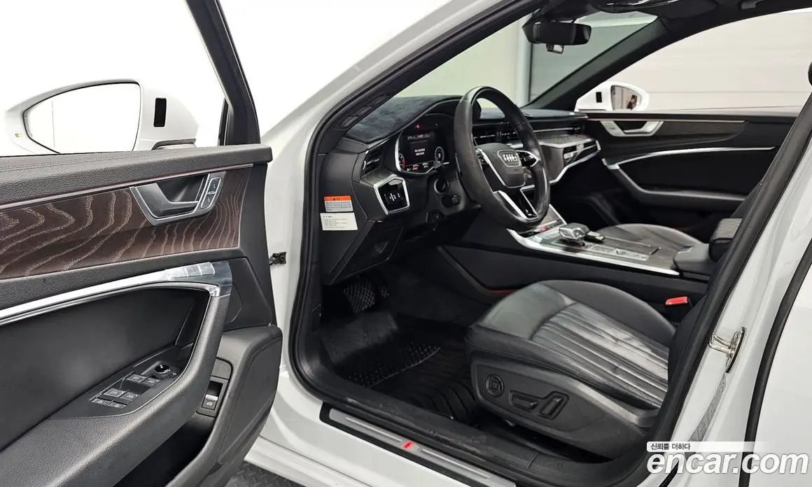 Audi A6 2020 2.0 автомат (гидро), фото 13